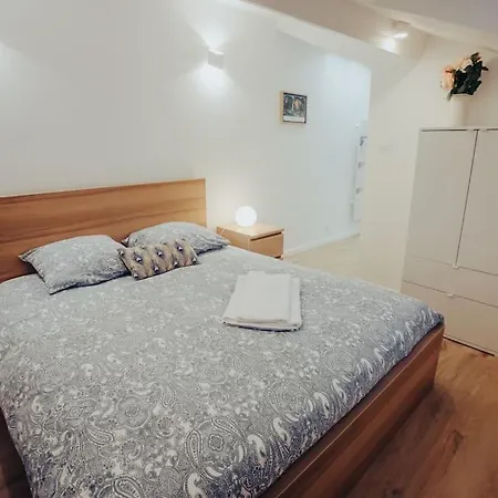 De Charme, Belle-beille Appartement